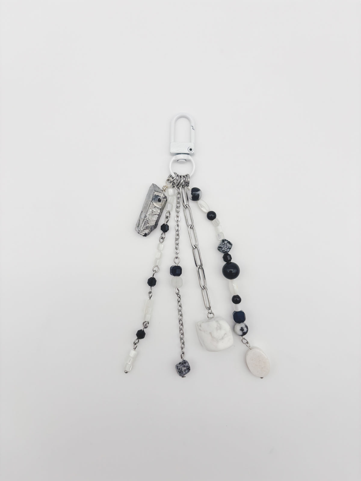 Quartz Totem - White