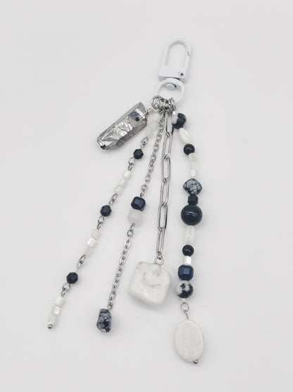 Quartz Totem - White