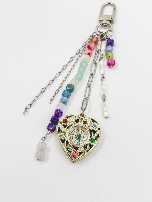 Trinket Totem - Vintage Heart Compass